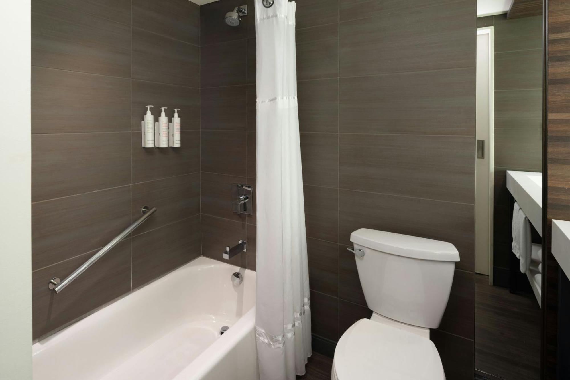 מלון North Charleston Marriott מראה חיצוני תמונה
